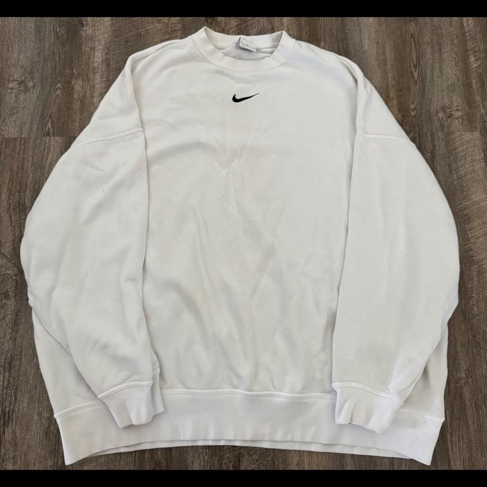 Nike Men's White Sweatshirt